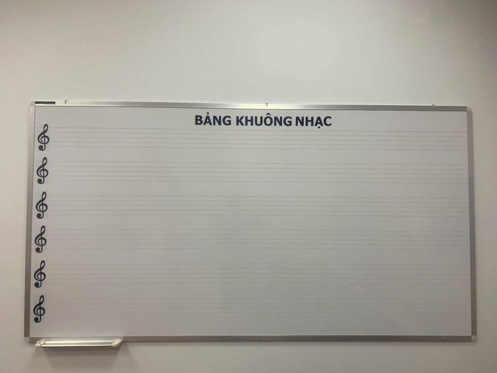 Bảng kẻ ô ly âm nhạc KT 60x100cm